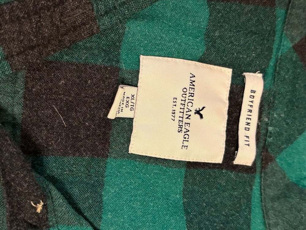 American Eagle Outfitters Green Black Plaid Boyfriend Fit Flannel Shirt XL - Picture 3 of 9